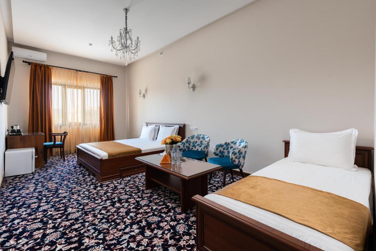 Aqua Hotel Taszkent Zewnętrze zdjęcie